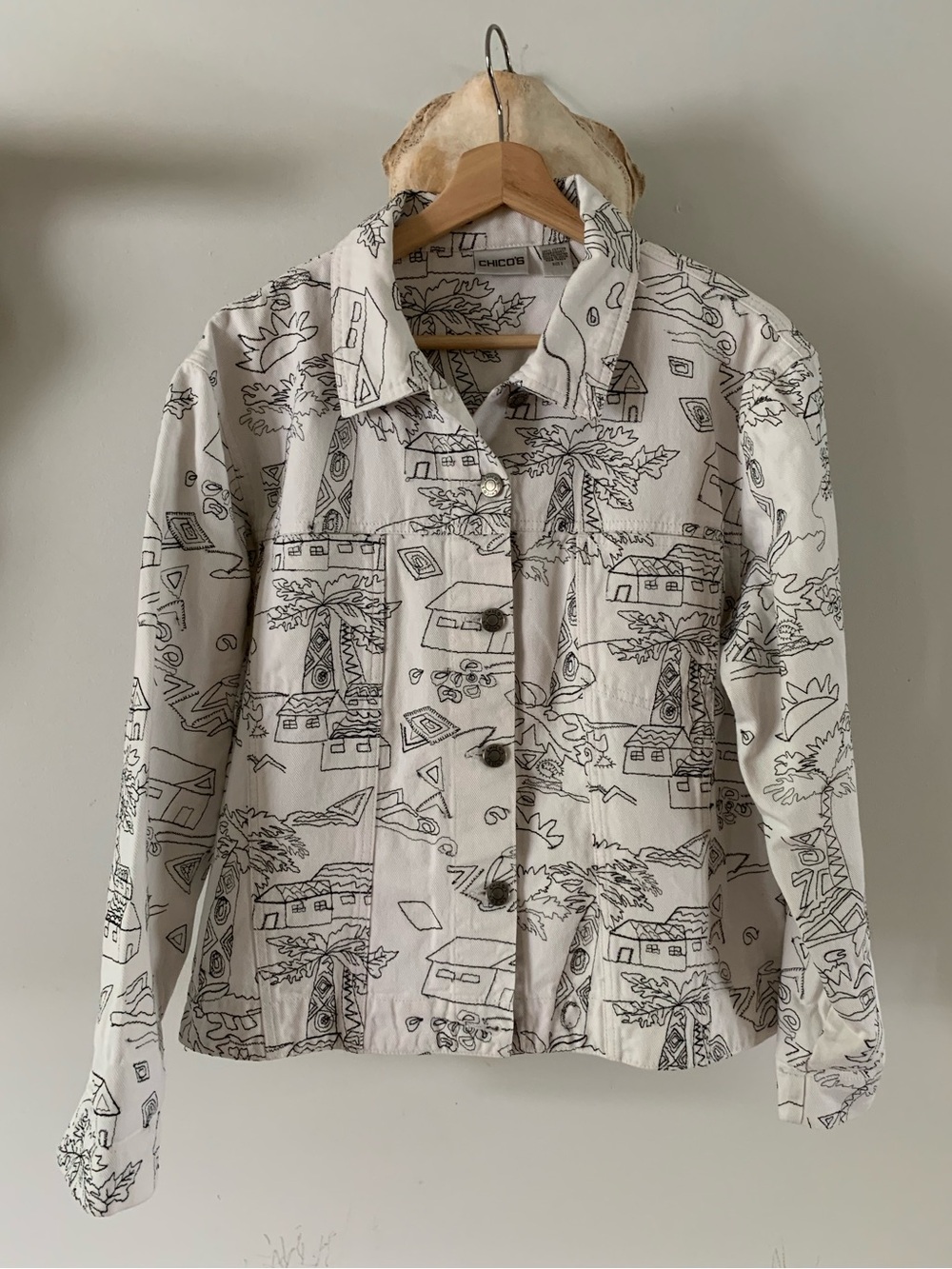 Vintage Chico's White Jacket with Black Line Art Print